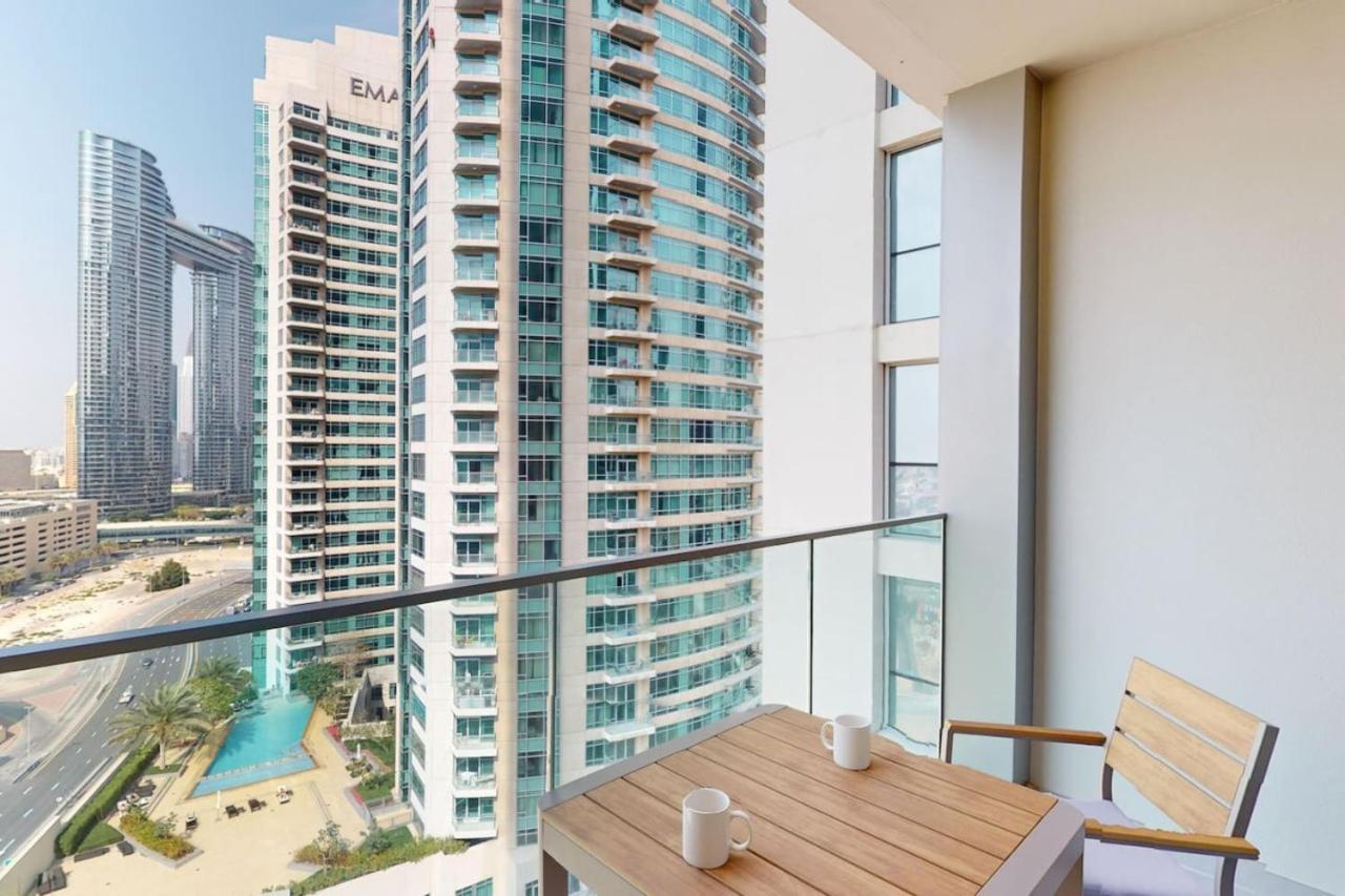 Apartment Tower 1 - Inviting Two Bedroom Dubai